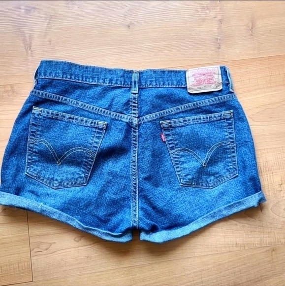 LEVI'S 515 Cutoff Jean Shorts - Picture 3 of 11